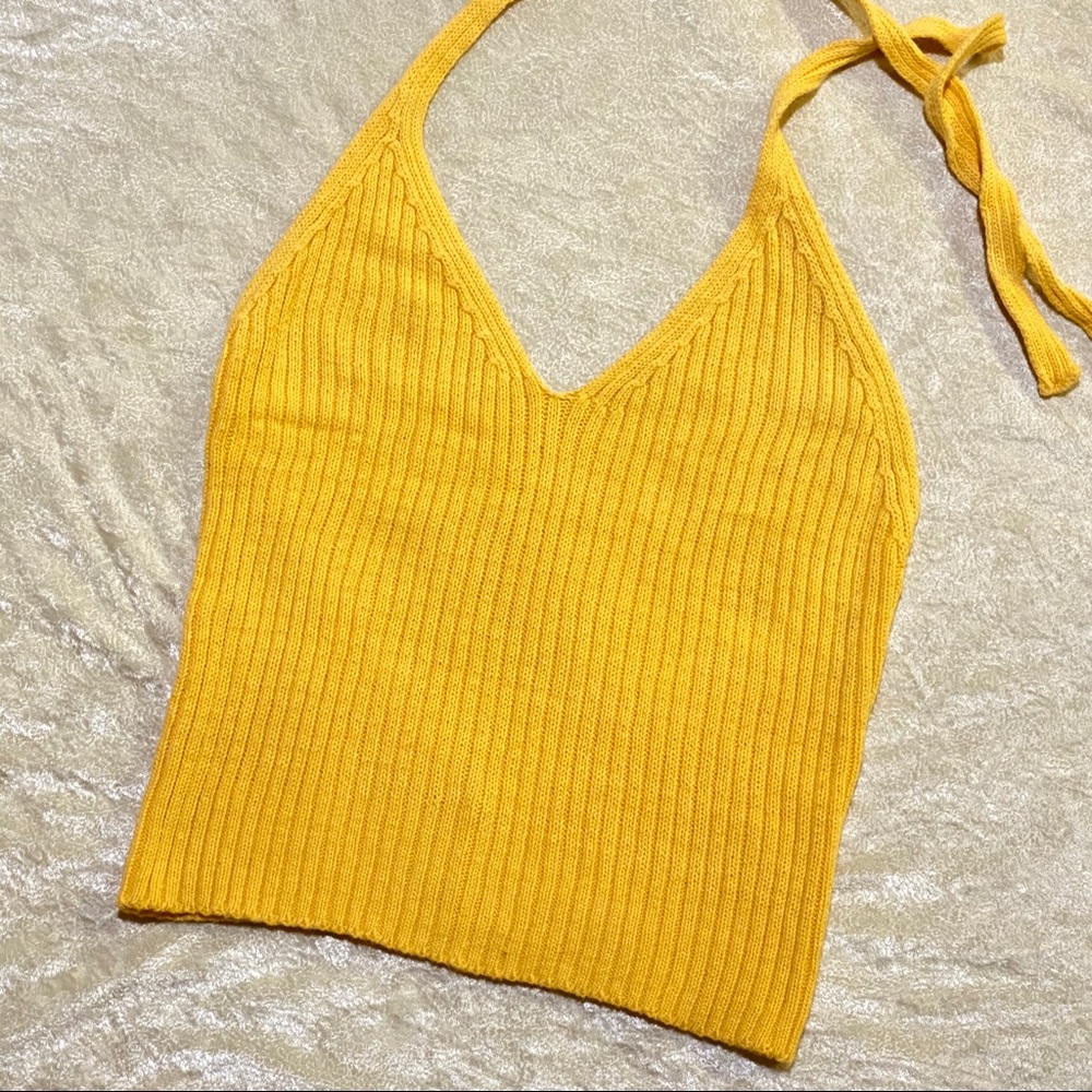 💝 BATIK knitted yellow halter top